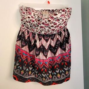 EUC Billabong Strapless/ Strappy Sweetheart Neck Floral mix Top Size S